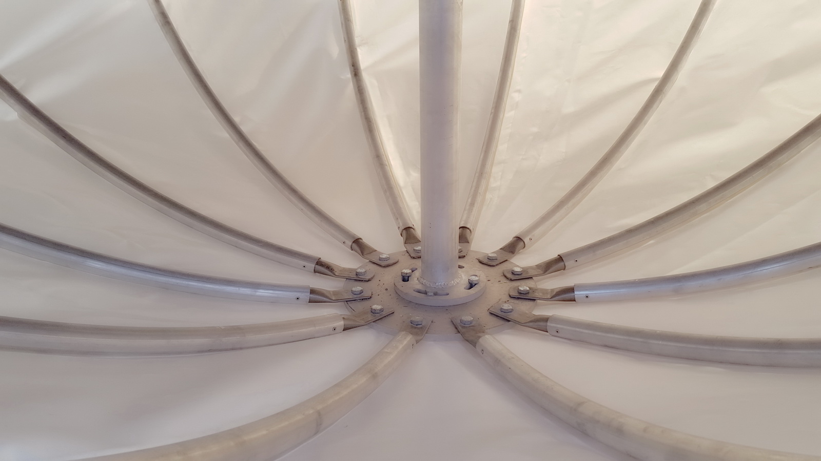 4m2 COCOON TREE Ø2,3m H4m | BASIC SET