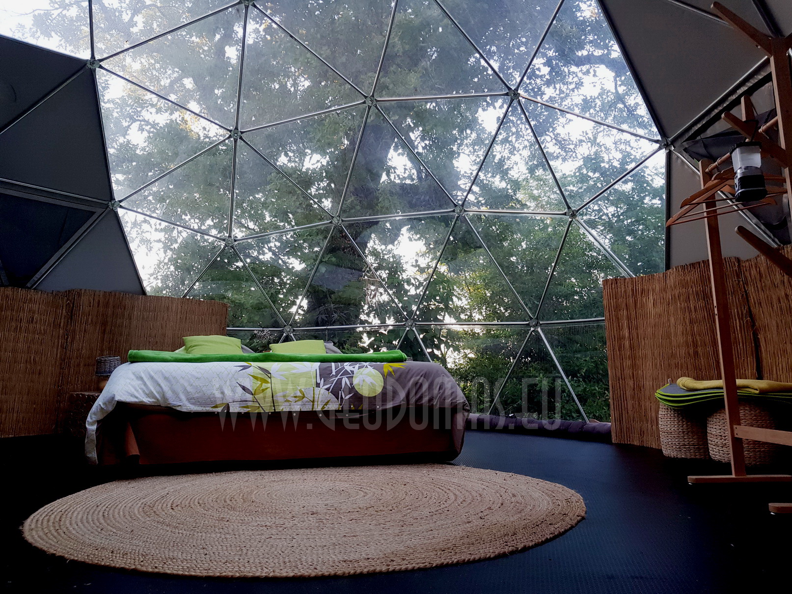20m² Glamping Maisons Bulles™ night Panoramic bubble Ø5m